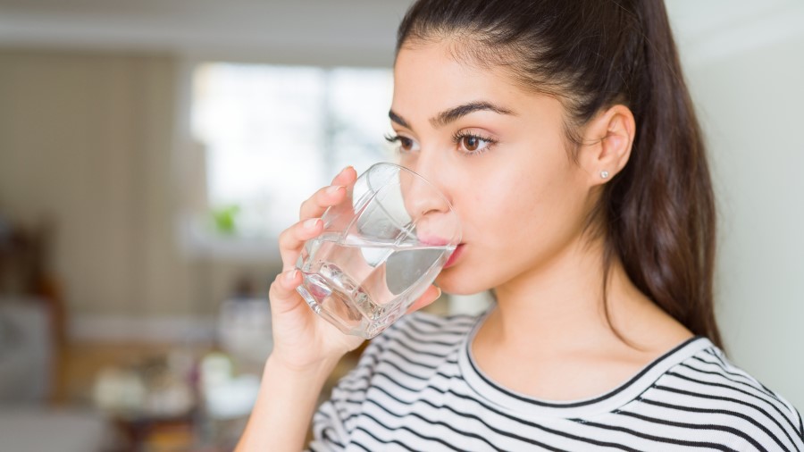 https://www.atriushealth.org/-/media/images/blog/water-intake.jpg